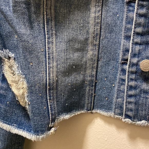 Denim jacket with rhinestone design - Picture 3 of 7